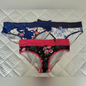 NWT Bundle of Torrid Floral Panties
